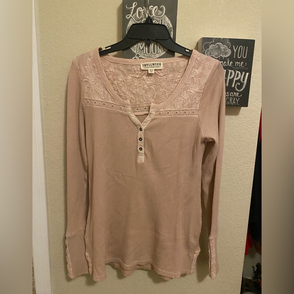 Idylwind by Miranda Lambert long-sleeve
